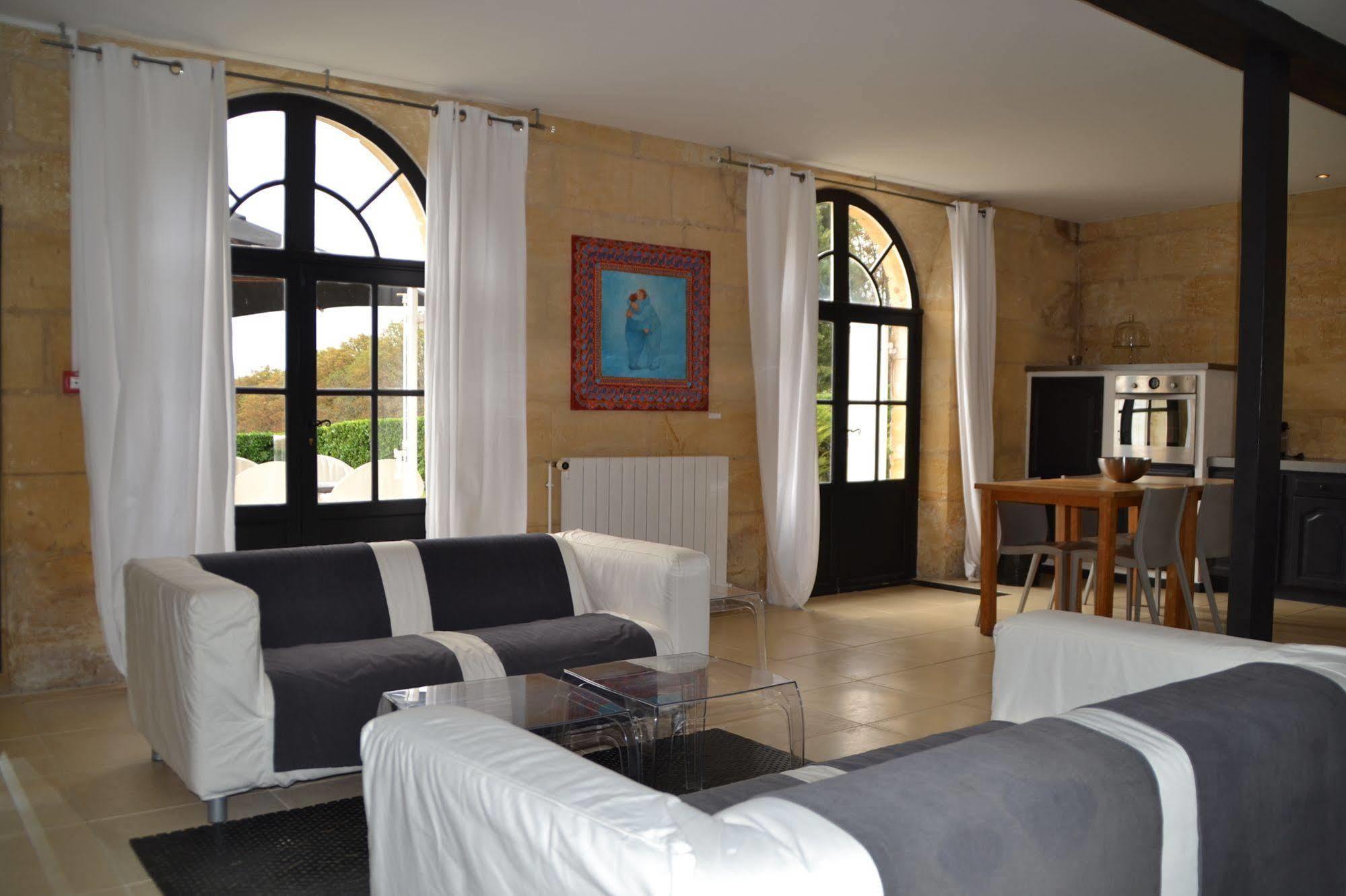 Chateau Les Merles Et Ses Villas Mouleydier Zewnętrze zdjęcie